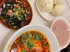 -李与白包子铺(桐梓林店)