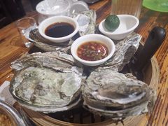 招牌原味蒸大蚝-蚝美人·生蚝海鲜烧烤(茶花园店)