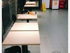 -麦当劳(江滨北路得来速餐厅)