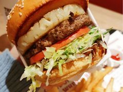 -The Habit Burger Grill 哈比特汉堡(复兴soho店)