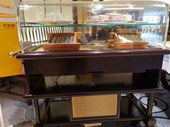 -岷山饭店-芝芝自助餐厅