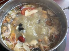-野菌皇海景野生菌火锅(滨海大道店)