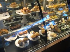 面包甜点陈列柜-星巴克臻选(北京富力家园店)
