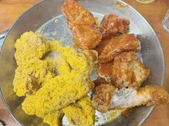 -BHC炸鸡(明洞总店)