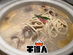 筒骨砂锅-金华砂锅(建国北路店)