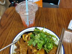 -CowCow其其·牛杂咖啡公司(六运店)