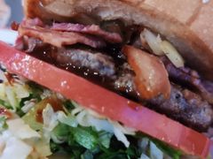 -The Habit Burger Grill 哈比特汉堡(爱琴海店)