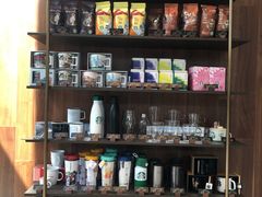 零售区-星巴克(凯德晶萃店)