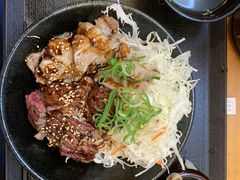-難波肉劇場