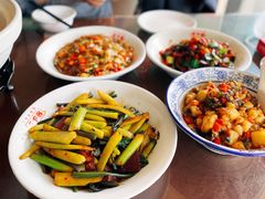 红菜苔炒腊肉-天下客饭店(中山路店)