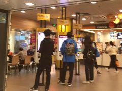 -麦当劳(中山公园龙之梦店)
