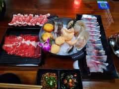 -丽江庭院·云南野生菌·海鲜火锅(鼓楼四合院店)