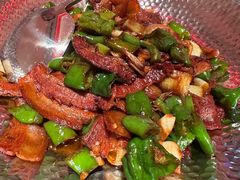 大厨辣椒炒肉-鸽子侯·家宴·平价海鲜(市图书馆店)
