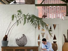 -喜洲吧·江畔老船厂·庭院餐厅(喜临院店)