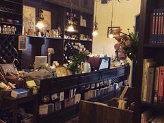 -良友书坊(安徽路店)