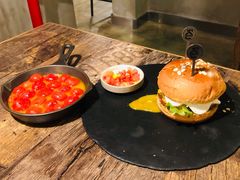 橙汁小番茄-HIGH FIVE哈福手工汉堡(桂林路店)