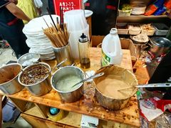-郭记小街麻辣烫(南小街总店)
