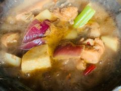 -范贤光鸡公煲(平乐园总店)