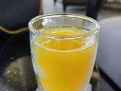 -亚龙湾喜来登·美景台大堂吧