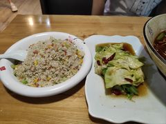 -自贡盐帮菜·玩辣餐厅(樱花园西街店)
