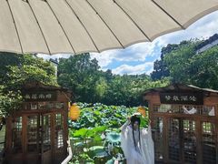 -绿茶餐厅(龙井船宴· 品牌总店)