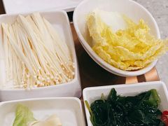 -七欣天香辣蟹火锅(闵行浦江欢乐颂店)