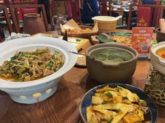 -老滇山寨•云南特色菜•地方菜•民族风情歌舞表演(金碧店)