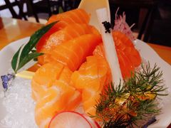 -萤初高端日料王(曲江银泰店)