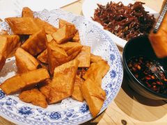 炸咯吱-左邻右舍褡裢火烧(石榴园店)