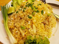 -J Daeng Seafood
