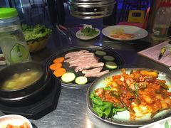 -缸桶屋韩国料理·全程帮烤(泰禾店)