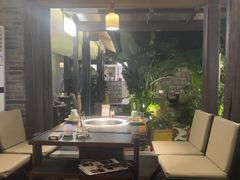 -菌自由丨野生菌火锅特色庭院餐厅(丽江古城店)