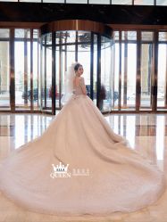 点击看大图 -艾拉·女王婚纱礼服馆