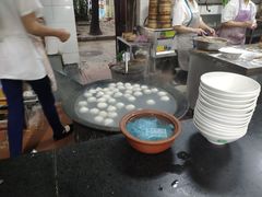 -绿杨馄饨临顿路店