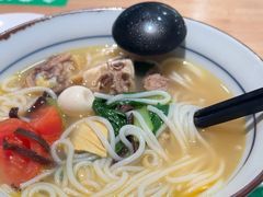 -蒙自源米线大王(东站店)
