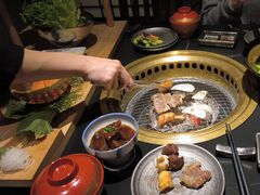 -山川小町·极番烧肉(新地假日广场店)