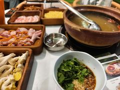 -菌小白火锅(时尚天河店)