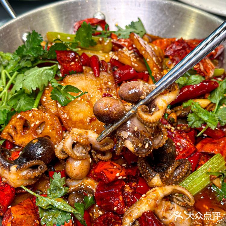 太古里!!成都最好吃的粤菜大排档!!