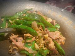 -费大厨辣椒炒肉(万家丽一店)