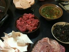 -岗上渣渣老火锅(两路口店)