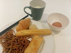 -白玉兰酒店(上海田子坊马当路地铁站店)