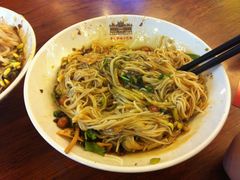 -海口骑楼小吃街