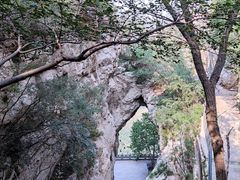 -抱犊寨风景区