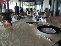 大堂-广州四季酒店·佰鲜汇·现代法餐
