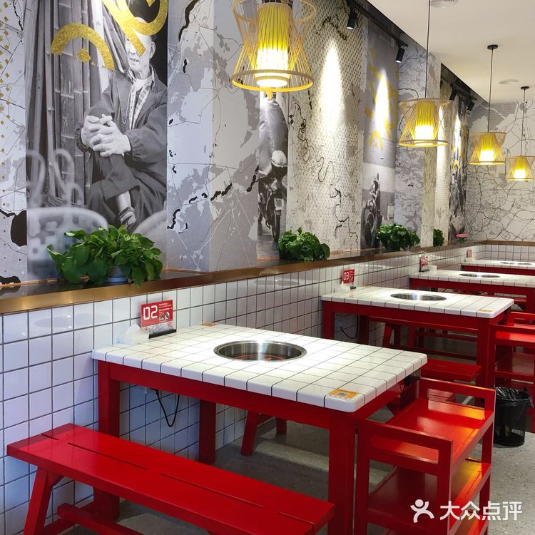 十月的第一顿火锅[爱心]就来这家正宗的川味火锅店