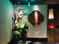-新盈光·云会所(百丈东路店)