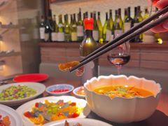 -肆海小川菜酒馆Wine Bistro (青年路店)
