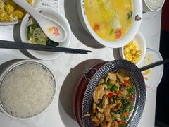 -渝是乎酸菜鱼(龙旗购物中心店)