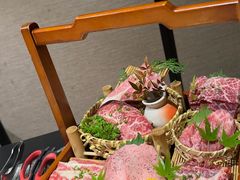-山川小町·极番烧肉(新地假日广场店)