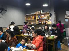 大堂-泸州酸菜豆花火锅川师店